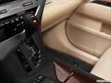  Gear shifter/center console photo